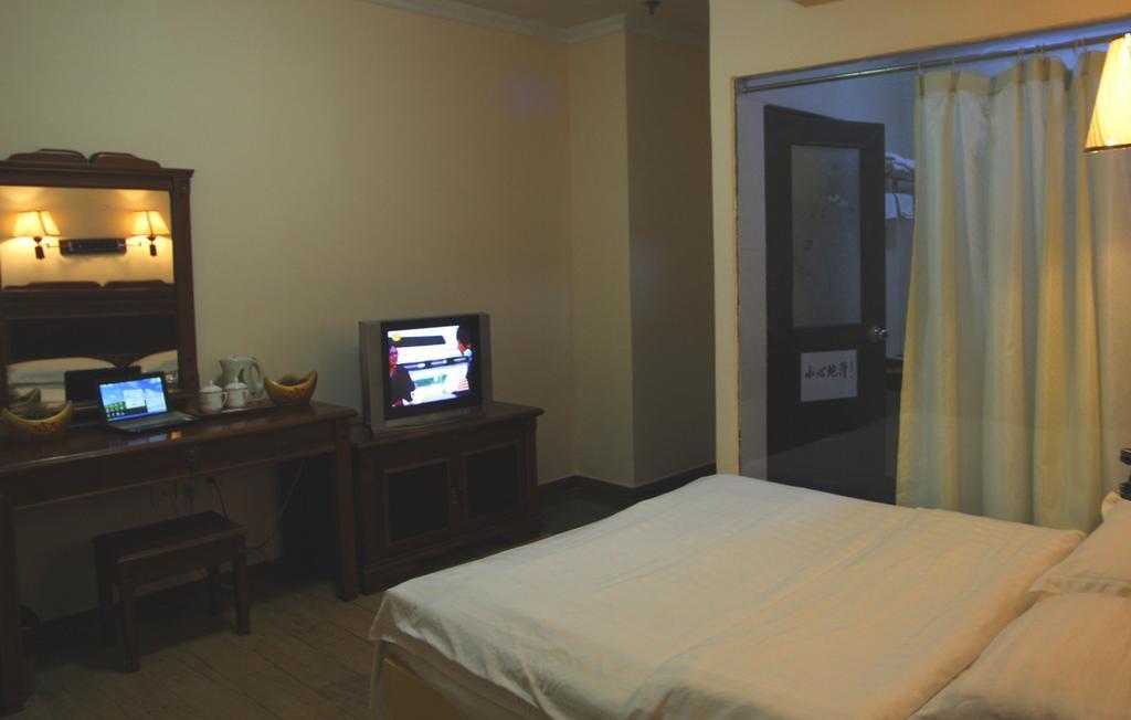 Guangzhou Jingdu Hotel חדר תמונה